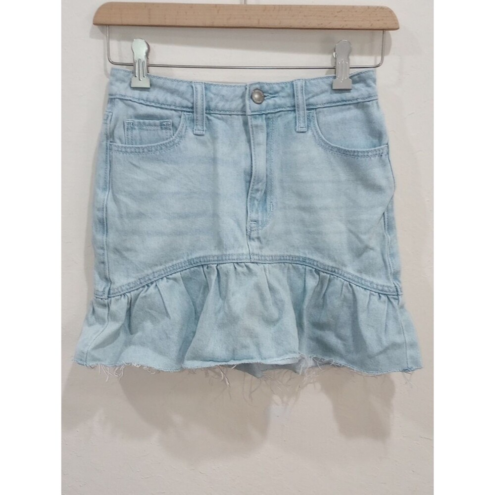 Hollister Light Blue Denim Skirt, Size 0 / 24 Waist